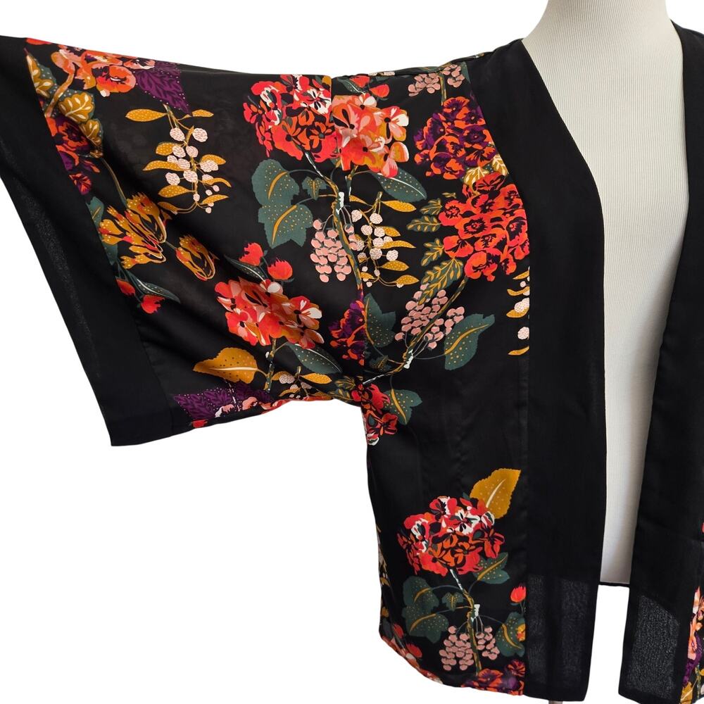 H&M Conscious Women Floral Kimono Open Layering Dark Romantic Fall XS/S